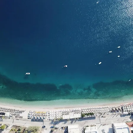 Σπίτι διακοπών Nereides Luxury Villas 4 *
