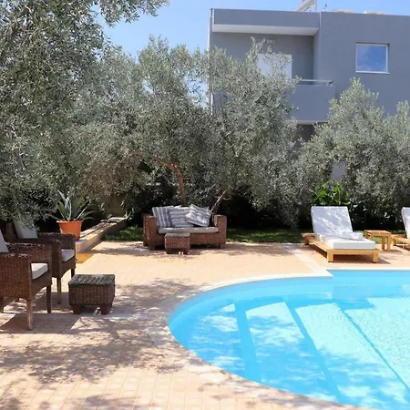 Nereides Luxury Villas 4